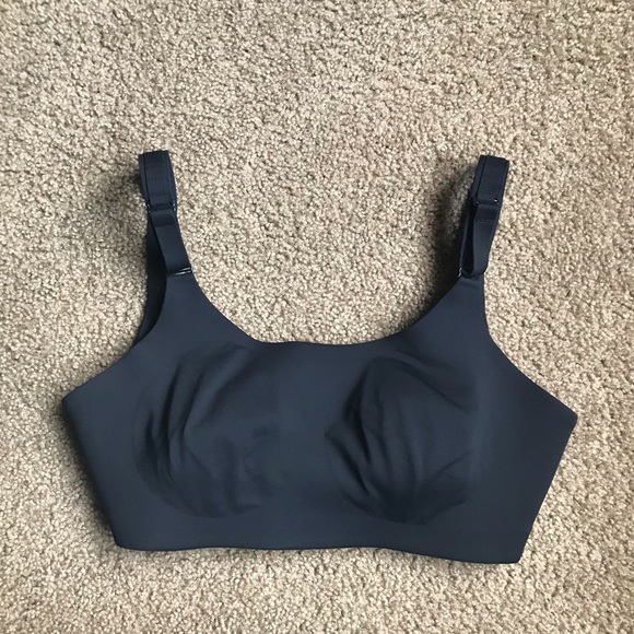 Lululemon Booby Bracer Sz 36DD In Black - Picture 3 of 8